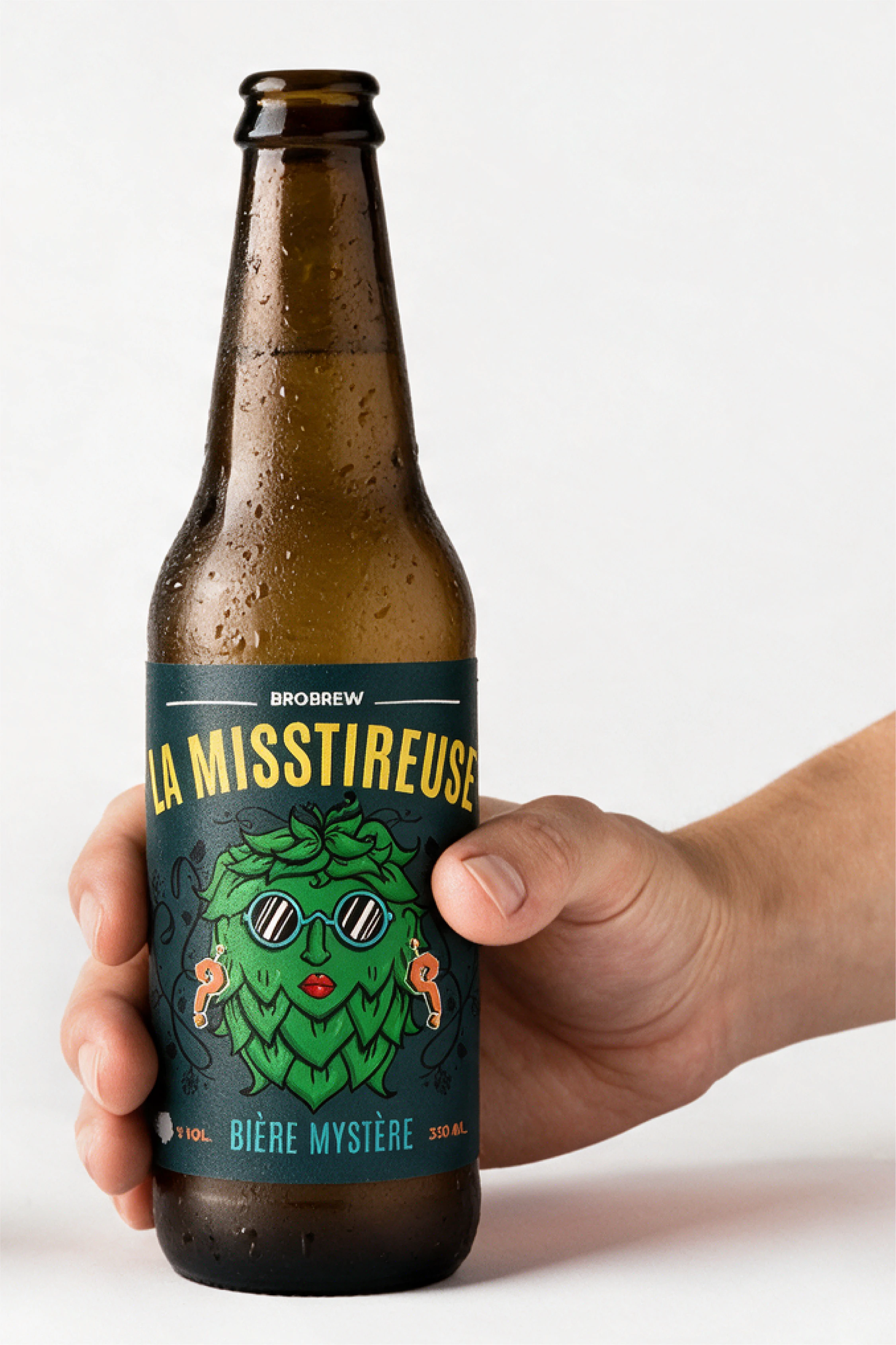La MissTireuse tenue en main BroBrew